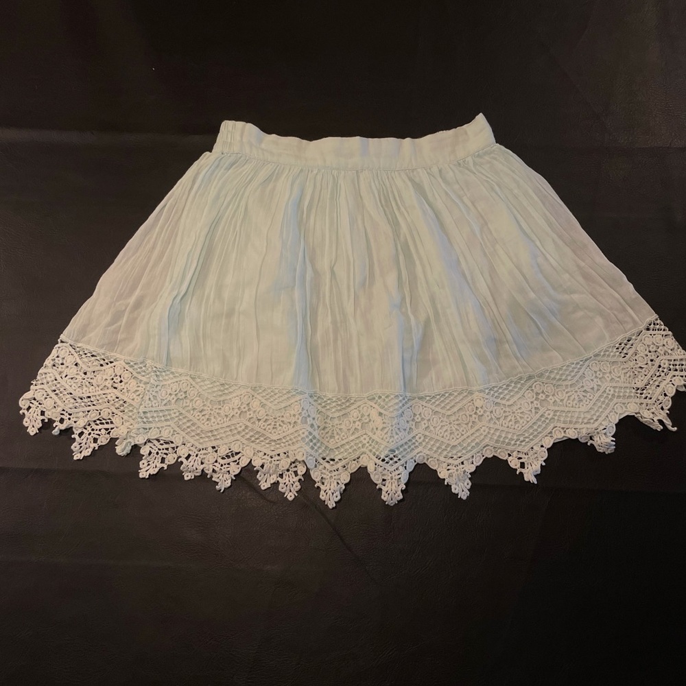 Sz S Frenchi mint green crochet mini skirt